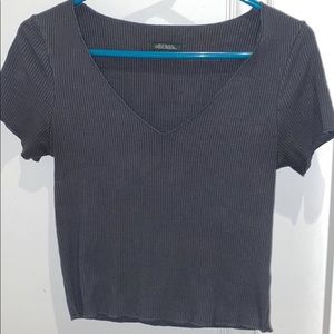 Wild fable size medium grey cropped t